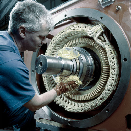 Mỡ bôi trơn máy chế biến thực phẩm: Cách chọn đúng để đảm bảo an toàn và hiệu suất 1 Mỡ bôi trơn là gì? 5 Ứng dụng và cấu tạo của mỡ bôi trơn