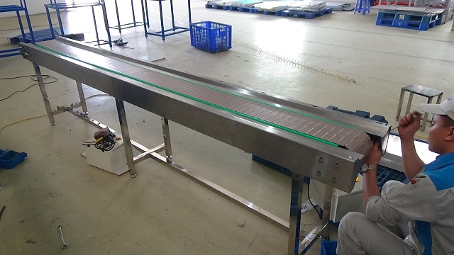 Dầu xích cho băng tải thực phẩm